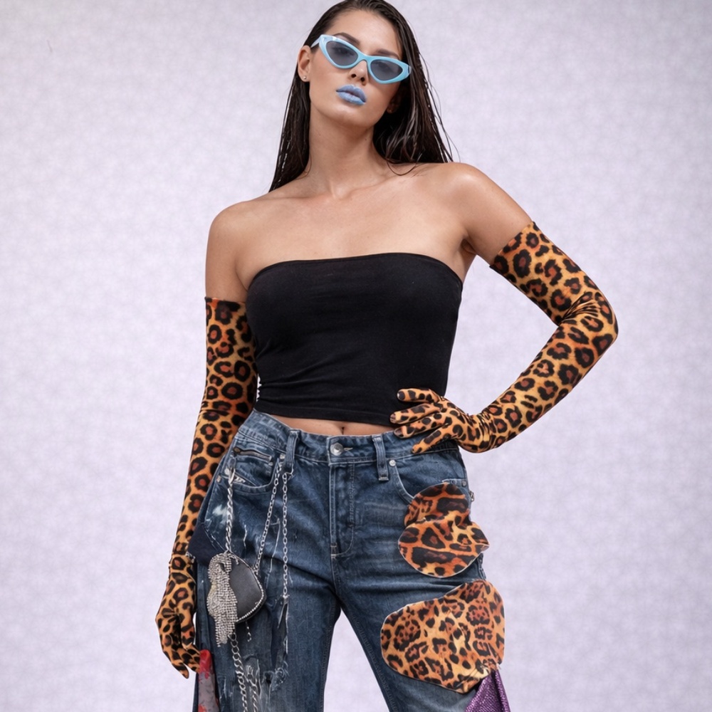 Le Leon Opera Gloves velvet body